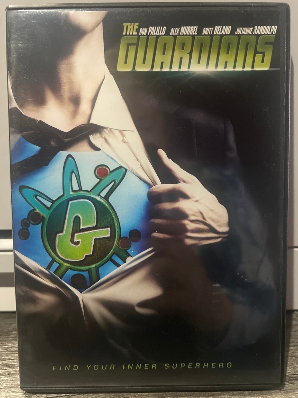 THE GUARDIANS (DVD 2013) excellent condition